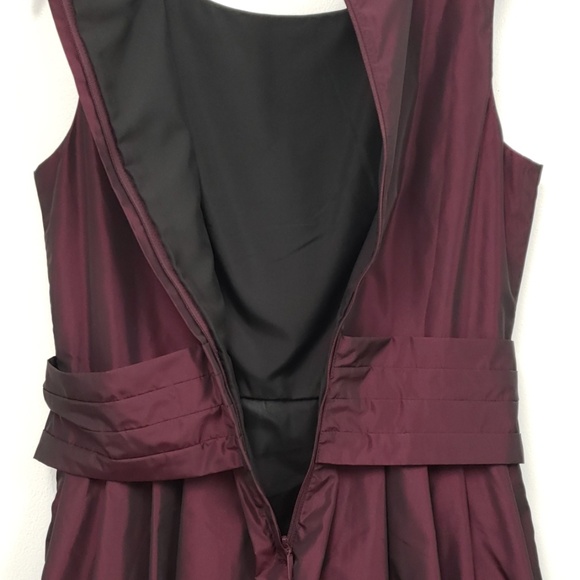 Gorgeous Taffeta Semi-Formal Midi Dress - Picture 6 of 7